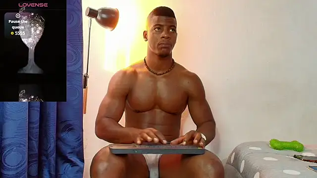Snapshot of Lebron_black_ chatting on June 14, 2026, 10:23 pm Lebron black online show from June 14, 2026, 10:23 pm