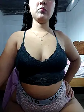 Aisha  zayed online show from March 10, 2026, 8:25 pm