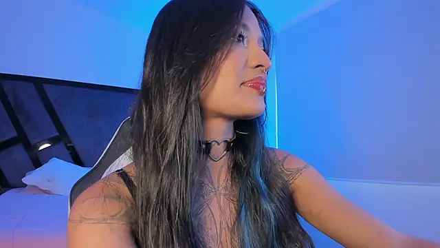 Snapshot of NicoleMonet1 chatting on March 25, 2026, 10:38 pm NicoleMonet1 online show from March 25, 2026, 10:38 pm
