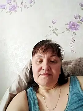 Snapshot of ViolaStar75 chatting on March 4, 2026, 11:38 am ViolaStar75 online show from March 4, 2026, 11:38 am