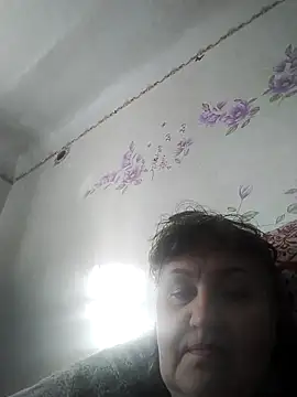 Snapshot of ViolaStar75 chatting on March 9, 2026, 5:55 am ViolaStar75 online show from March 9, 2026, 5:55 am