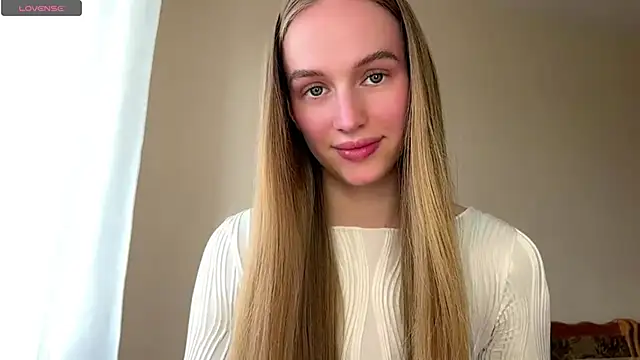 Snapshot of Viktoria_Vibes chatting on May 18, 2026, 3:18 pm Viktoria Vibes online show from May 18, 2026, 3:18 pm