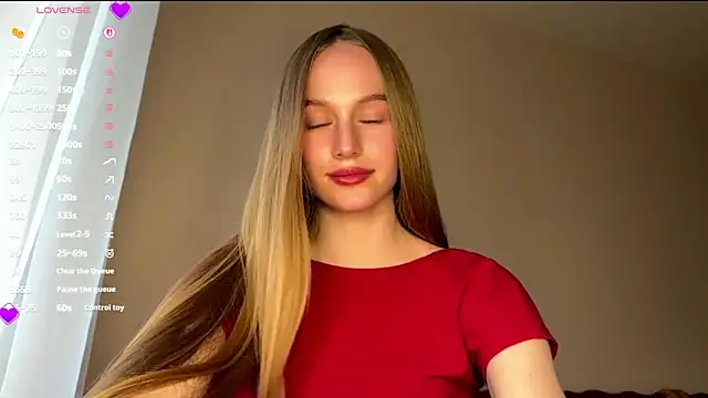 Snapshot of Viktoria_Vibes chatting on June 12, 2026, 5:23 pm Viktoria Vibes online show from June 12, 2026, 5:23 pm
