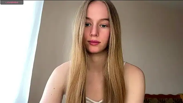 Snapshot of Viktoria_Vibes chatting on June 17, 2026, 3:02 pm Viktoria Vibes online show from June 17, 2026, 3:02 pm