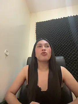 Snapshot of goddess_athena69 chatting on June 2, 2026, 2:35 am goddess athena69 online show from June 2, 2026, 2:35 am