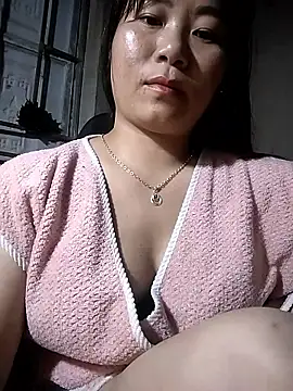 Snapshot of girl-bad102 chatting on March 30, 2026, 5:36 pm girl-bad102 online show from March 30, 2026, 5:36 pm