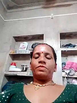 Snapshot of Anitarakkoli chatting on May 21, 2026, 4:52 am Anitarakkoli online show from May 21, 2026, 4:52 am