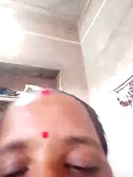 Snapshot of Anitarakkoli chatting on May 26, 2026, 4:52 am Anitarakkoli online show from May 26, 2026, 4:52 am