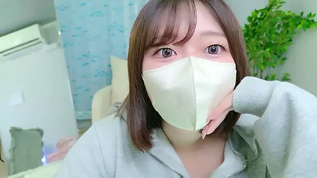 Saki chanF online show from June 11, 2026, 7:39 am
