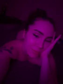 Snapshot of Arielle_Vade chatting on July 28, 2026, 9:25 pm Arielle Vade online show from July 28, 2026, 9:25 pm