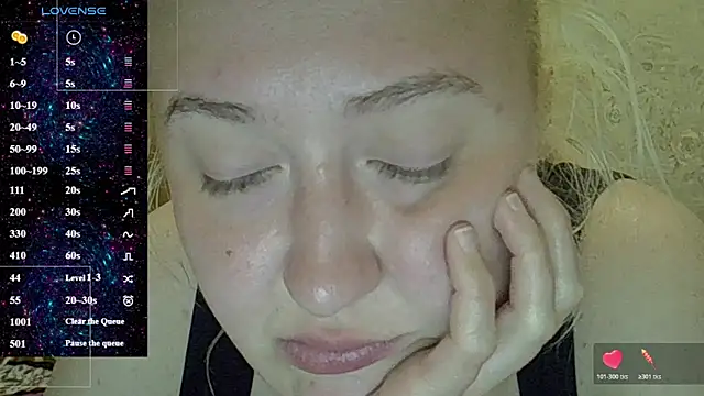 Snapshot of CurvyWild_Lady30 chatting on May 14, 2026, 7:53 pm CurvyWild Lady30 online show from May 14, 2026, 7:53 pm