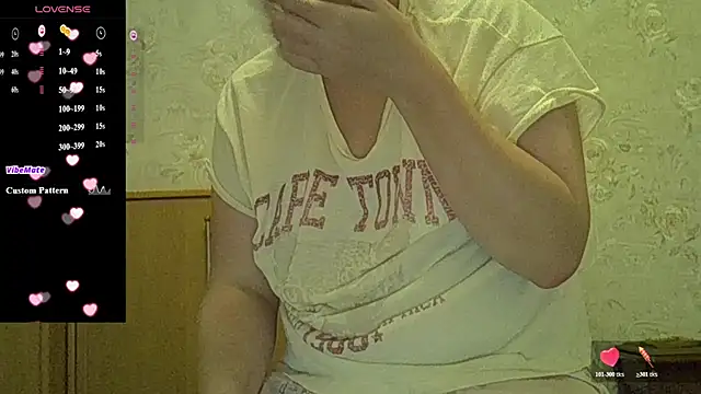 Snapshot of CurvyWild_Lady30 chatting on July 18, 2026, 8:34 pm CurvyWild Lady30 online show from July 18, 2026, 8:34 pm