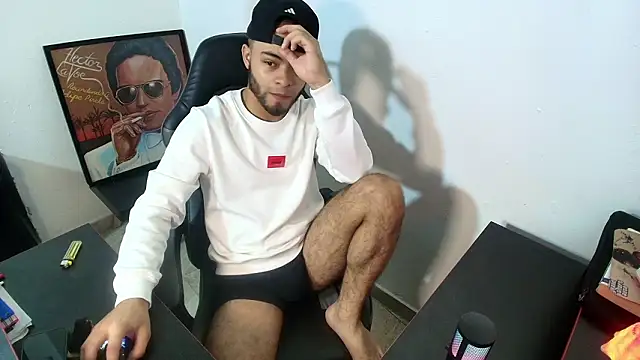 Xanderstone00 online show from February 14, 2026, 10:17 pm