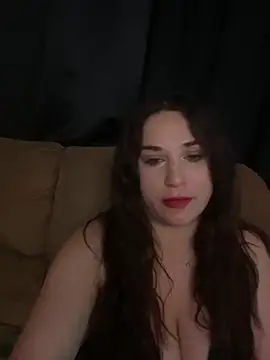 Snapshot of VelvetBrunetteXo chatting on June 9, 2026, 2:23 am VelvetBrunetteXo online show from June 9, 2026, 2:23 am