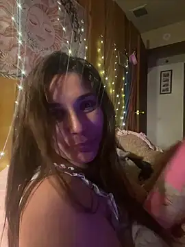 Snapshot of VelvetBrunetteXo chatting on July 27, 2026, 11:28 am VelvetBrunetteXo online show from July 27, 2026, 11:28 am
