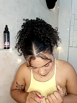 Snapshot of BrianaSweetxxx chatting on March 13, 2026, 3:02 am BrianaSweetxxx online show from March 13, 2026, 3:02 am