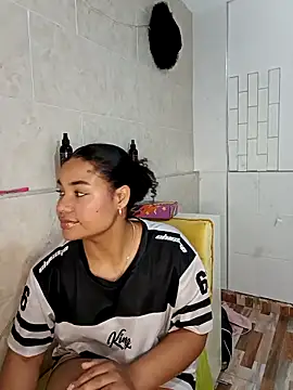 Snapshot of BrianaSweetxxx chatting on March 14, 2026, 3:01 am BrianaSweetxxx online show from March 14, 2026, 3:01 am