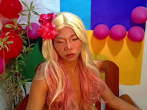 shopiaxox1 online show from February 18, 2026, 1:01 am