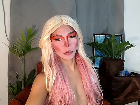 shopiaxox1 online show from March 17, 2026, 5:22 am