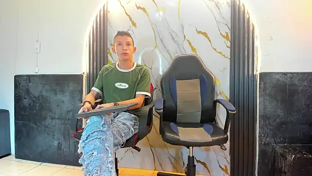 Isaak 26 online show from March 11, 2026, 11:05 am