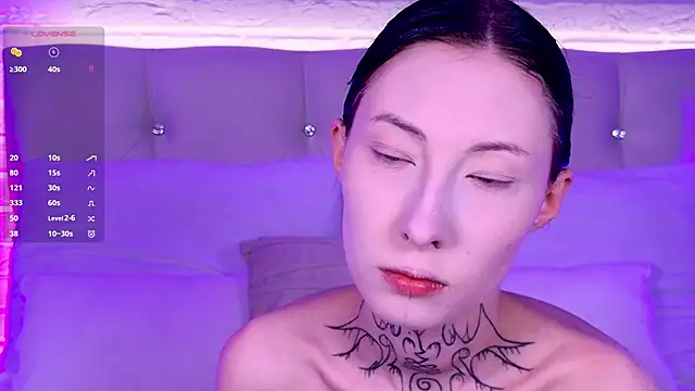 roxy morrison x online show from May 4, 2026, 3:35 am