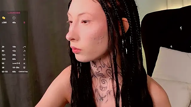 roxy morrison x online show from June 21, 2026, 3:31 am