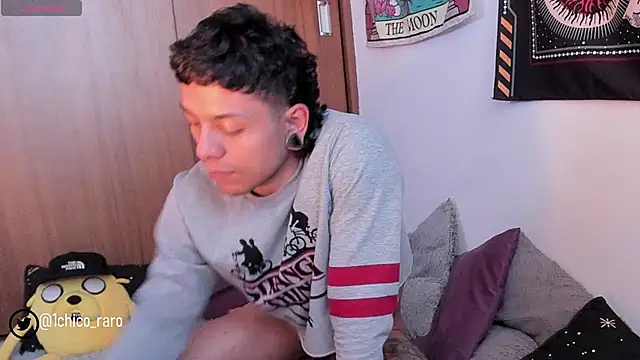 Snapshot of acid_timee chatting on January 13, 2025, 10:45 pm acid timee online show from January 13, 2025, 10:45 pm