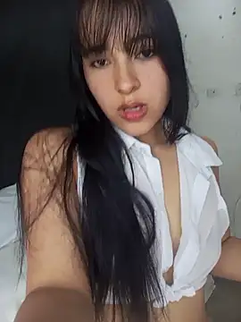 Juliettaf online show from March 15, 2026, 7:53 pm