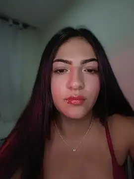Alessia fiore333 online show from April 14, 2026, 2:39 am