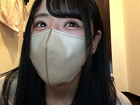 cocomi-coco0209 online show from April 23, 2026, 3:47 pm