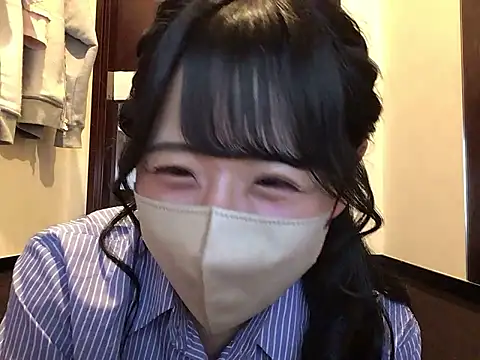 cocomi-coco0209 online show from April 24, 2026, 8:22 pm