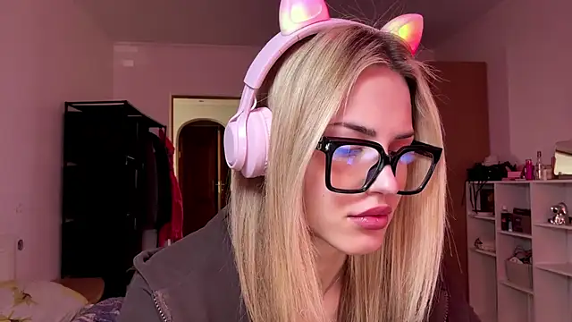 Evva mayy online show from March 22, 2026, 10:29 am