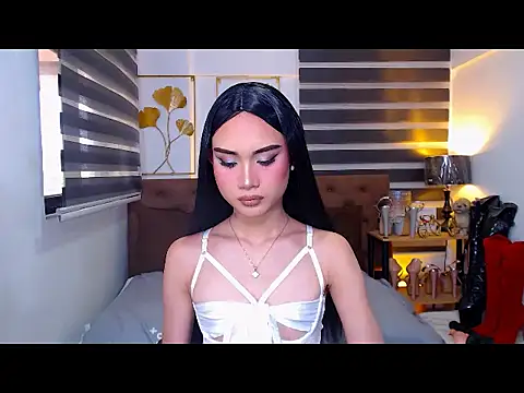 Snapshot of JuicyCockThea chatting on May 8, 2026, 1:00 am JuicyCockThea online show from May 8, 2026, 1:00 am