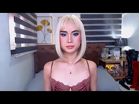 JuicyCockThea online show from July 2, 2026, 4:07 am