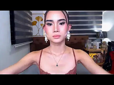 JuicyCockThea online show from July 29, 2026, 3:10 pm