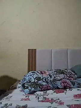 Rodri1k online show from June 22, 2026, 3:47 am