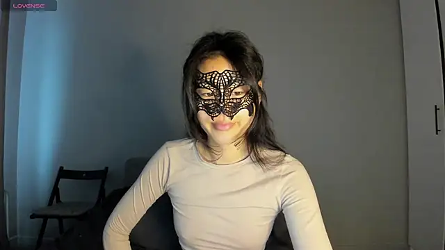 HelenBlazeTrt online show from June 13, 2026, 2:09 am