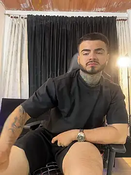 Snapshot of Benjii_Carter1 chatting on March 10, 2026, 3:00 am Benjii Carter1 online show from March 10, 2026, 3:00 am