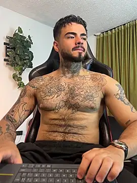 Snapshot of Benjii_Carter1 chatting on June 27, 2026, 12:37 am Benjii Carter1 online show from June 27, 2026, 12:37 am