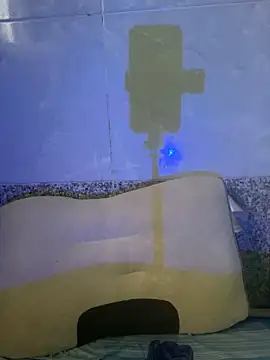Snapshot of Nixie-Nixie chatting on June 20, 2026, 6:38 am Nixie-Nixie online show from June 20, 2026, 6:38 am