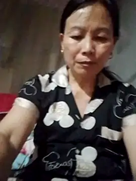 Snapshot of Kiss_love2 chatting on July 2, 2026, 7:14 am Kiss love2 online show from July 2, 2026, 7:14 am