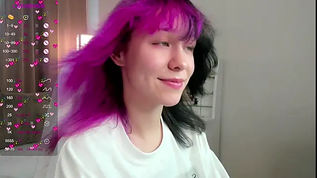 Snapshot of EmilyTrase chatting on June 28, 2026, 1:11 am EmilyTrase online show from June 28, 2026, 1:11 am