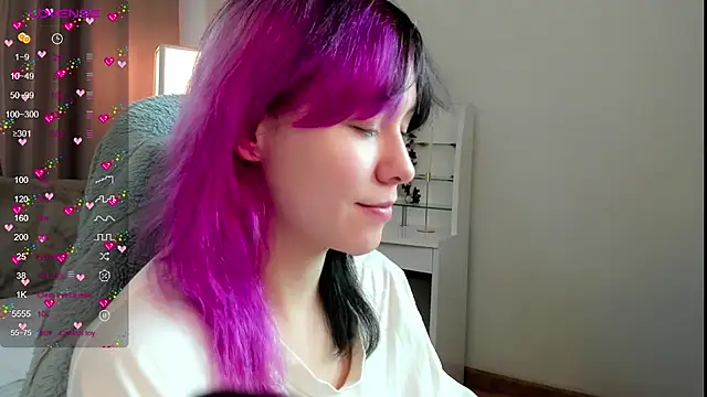 Snapshot of EmilyTrase chatting on June 29, 2026, 1:12 am EmilyTrase online show from June 29, 2026, 1:12 am