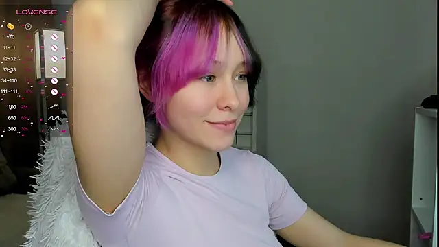 Snapshot of EmilyTrase chatting on July 14, 2026, 1:08 am EmilyTrase online show from July 14, 2026, 1:08 am