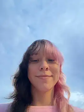 Snapshot of EmilyTrase chatting on July 22, 2026, 2:42 pm EmilyTrase online show from July 22, 2026, 2:42 pm