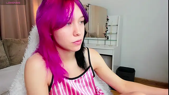 Snapshot of EmilyTrase chatting on July 31, 2026, 1:05 am EmilyTrase online show from July 31, 2026, 1:05 am