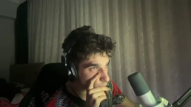 enesbabakral online show from March 13, 2026, 11:11 pm