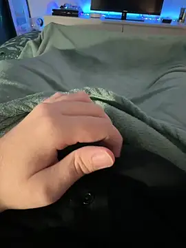 Thomascrtz online show from April 7, 2026, 8:20 pm