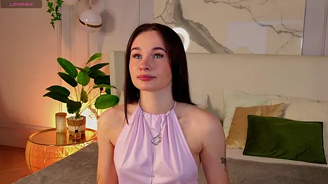 Abigail Forland online show from July 3, 2026, 5:03 am