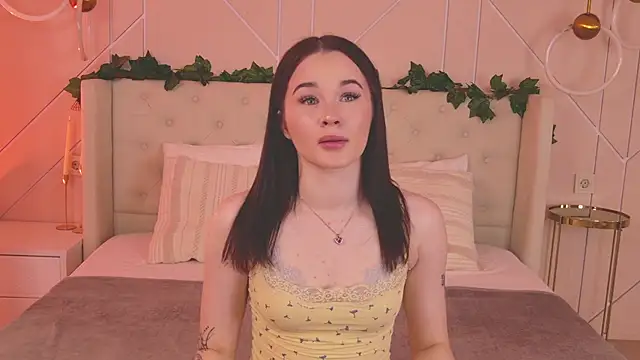 Abigail Forland online show from July 11, 2026, 5:10 am